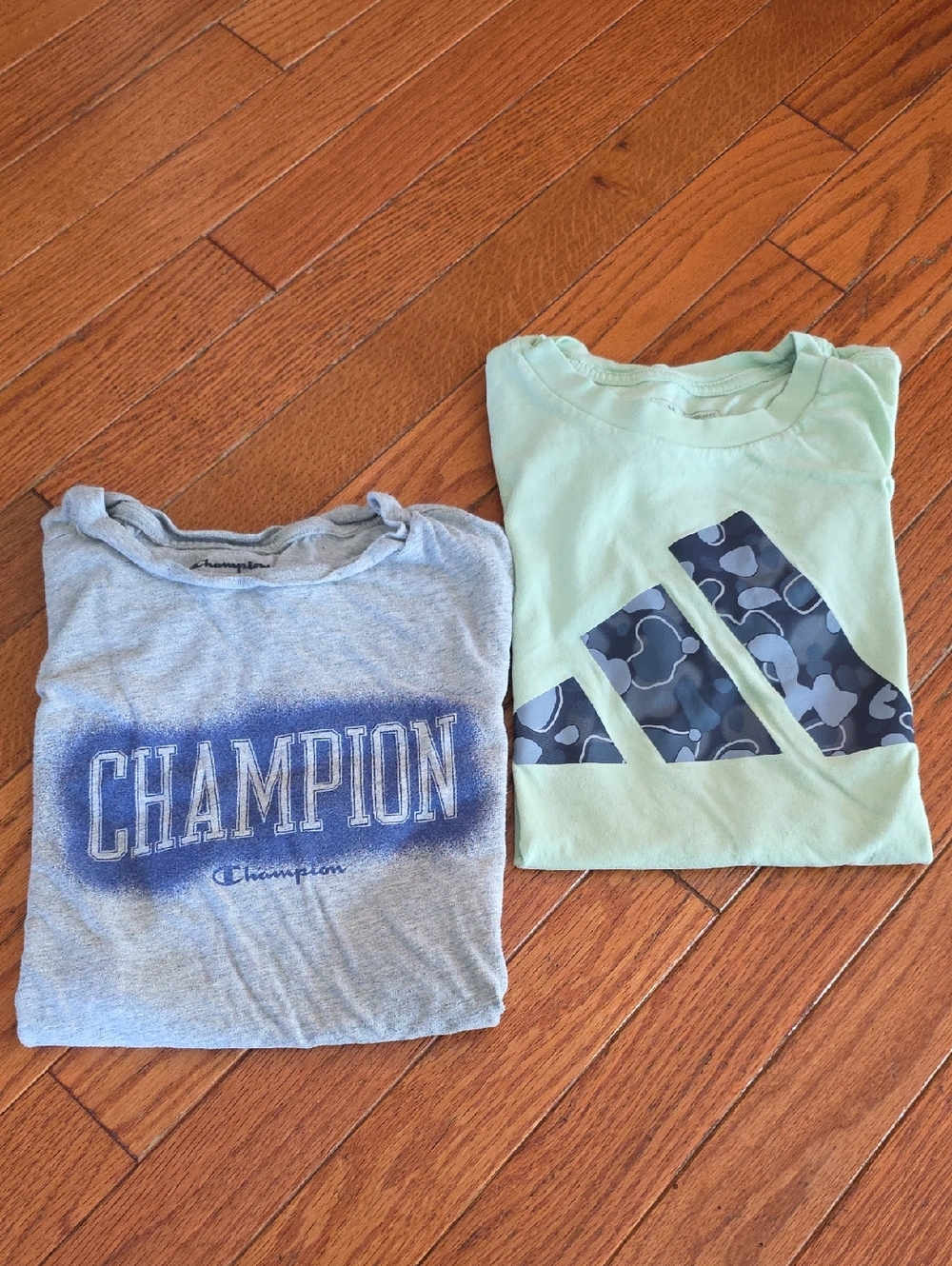 Adidas And Champion Short Sleeve Tees Biys 10/12